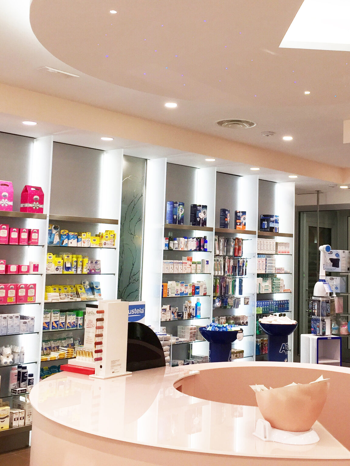 Farmacia_aperta_a_santantimo